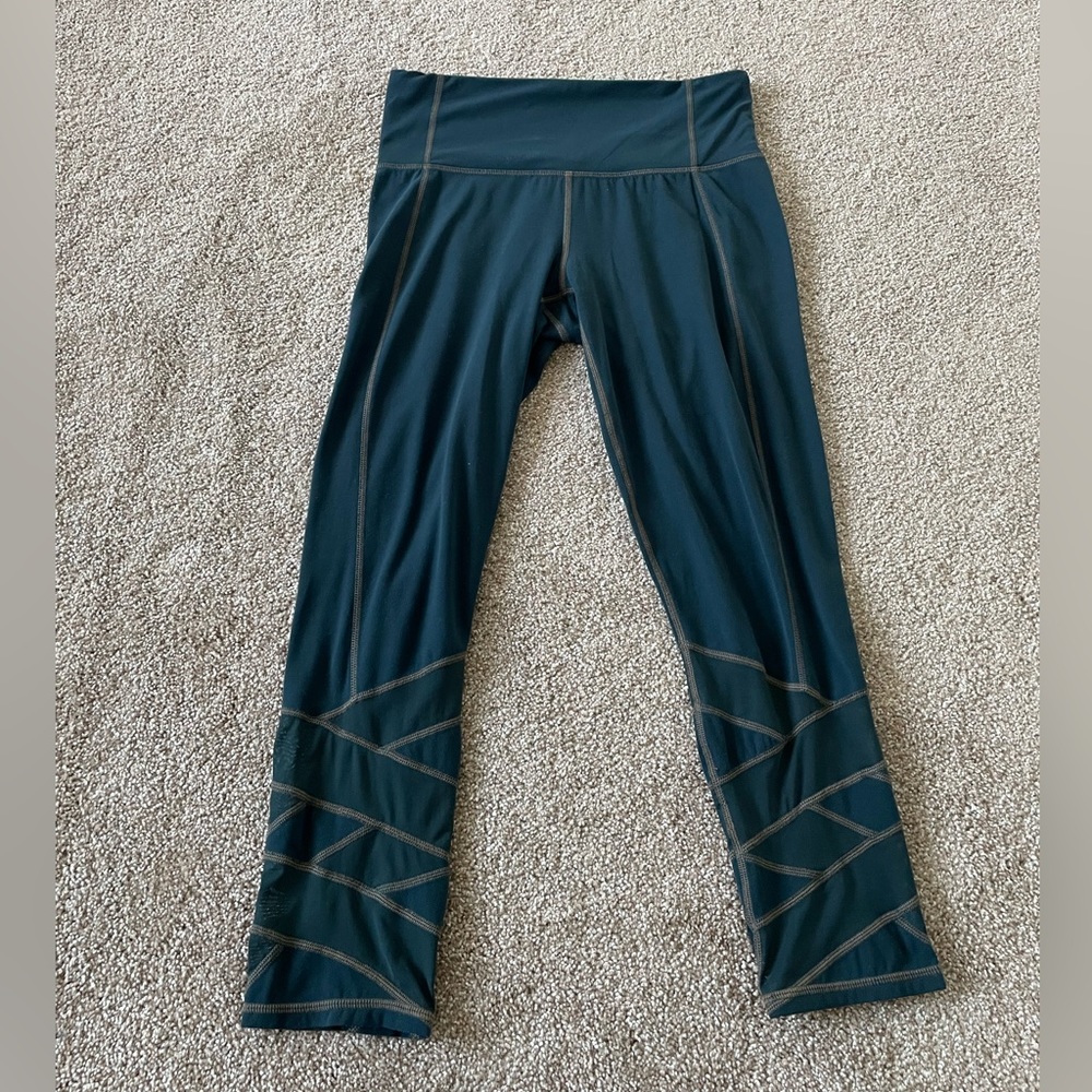 Athleta Mantra Mid Rise Mesh Workout Athletic Capri Leggings Women's Siz…
